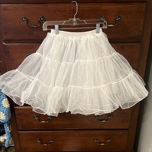 Elegant White Tulle Skirt